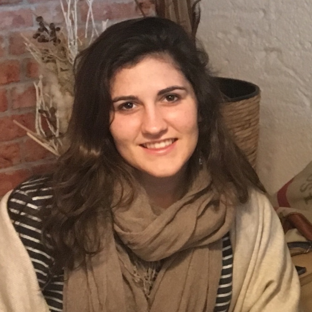 Meet your Posher, Emma